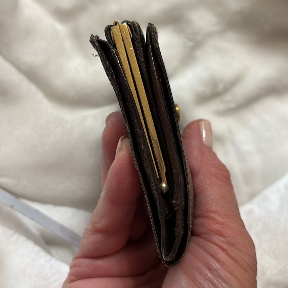 Louis Vuitton Brown and Tan Checkered Wallet - Picture 5 of 11